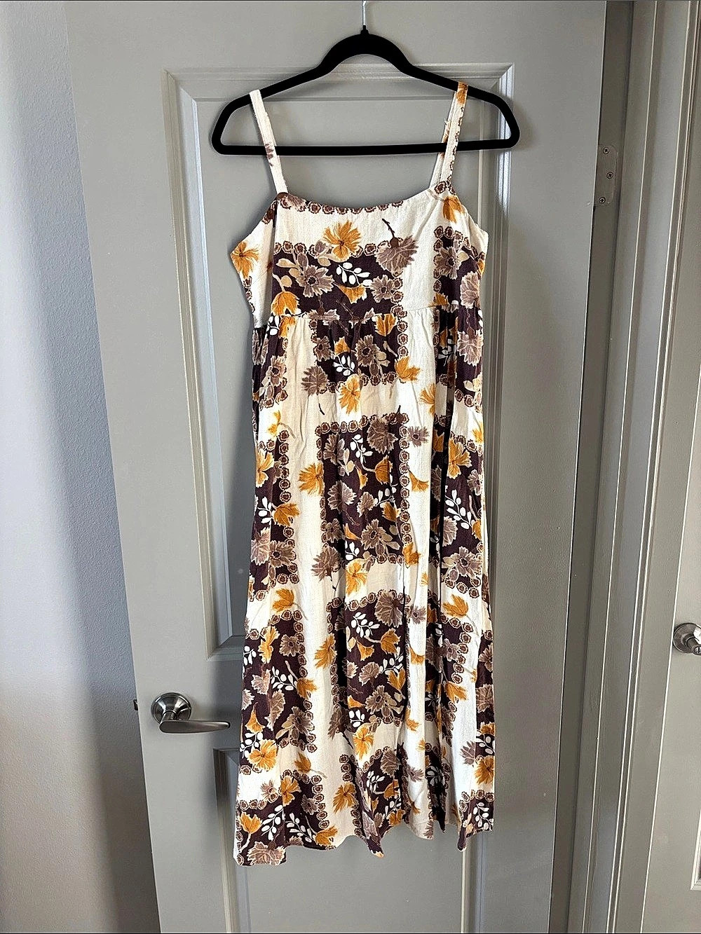 Floral Midi Dress in White & Brown Like New